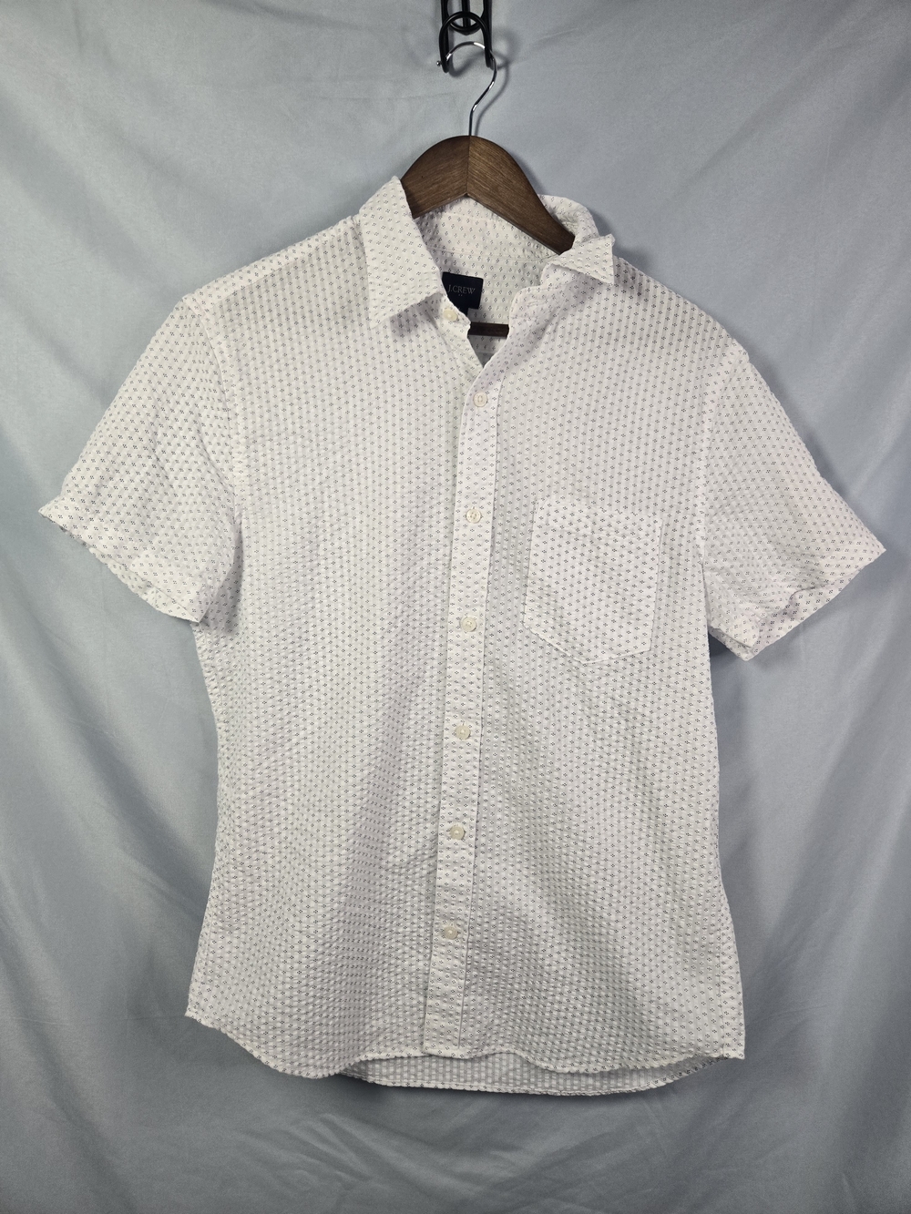 J.Crew White Textured Short‑Sleeve Button‑Down Shirt – Men’s Size M
